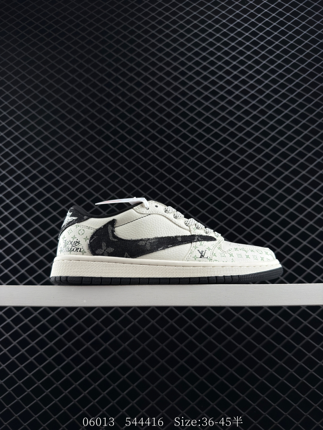 Nike Air Jordan 1 x Travis Scott AJ1